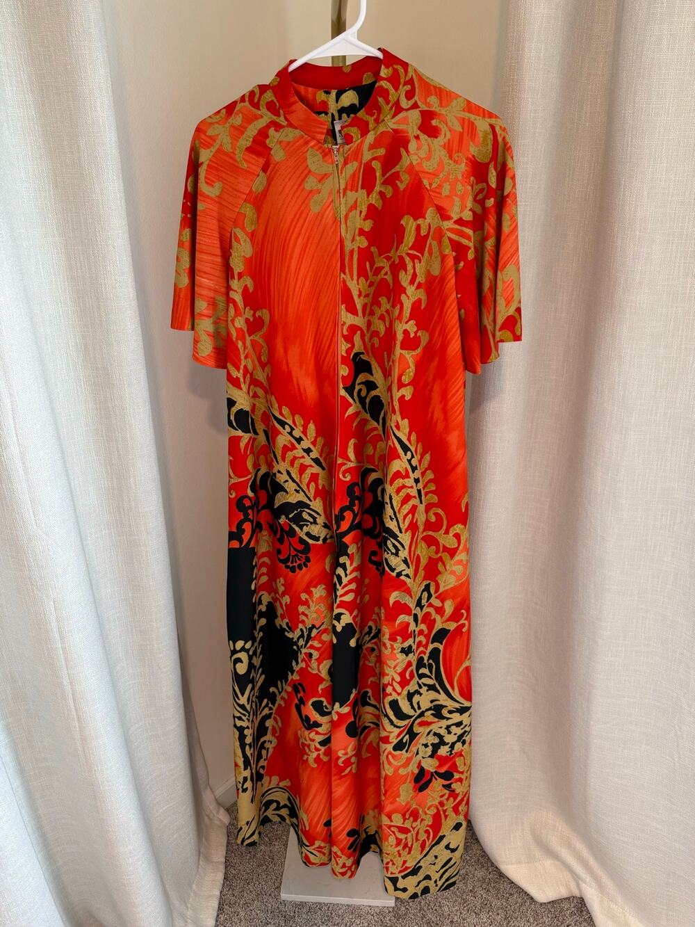 Vintage Montgomery Ward Deja Vu Dress Womens Medium Red Orange Floral Print